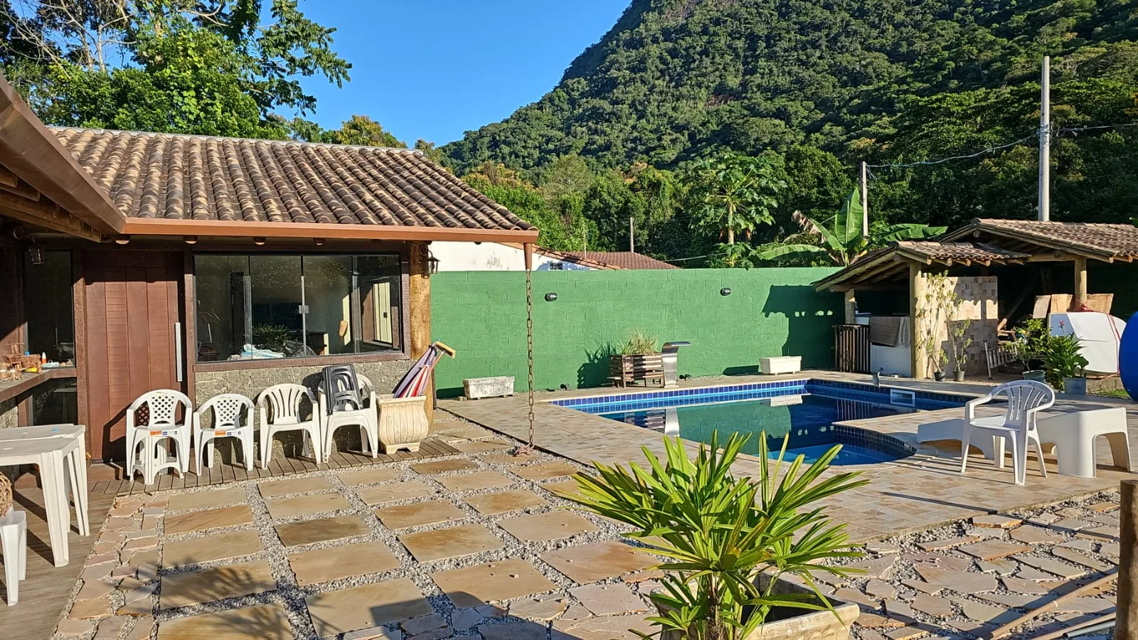 Casa com piscina à venda na Vila Gaivota, Ubatumirim SP