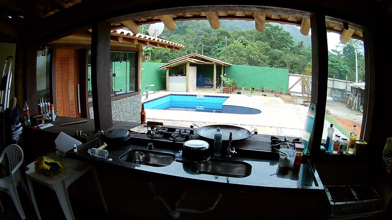 Suíte da casa 2 dormitórios à venda em Ubatuba SP